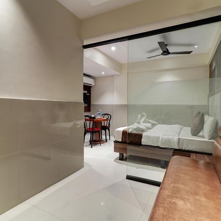 New Parimeet Residency Hotell Navi Mumbai Exteriör bild