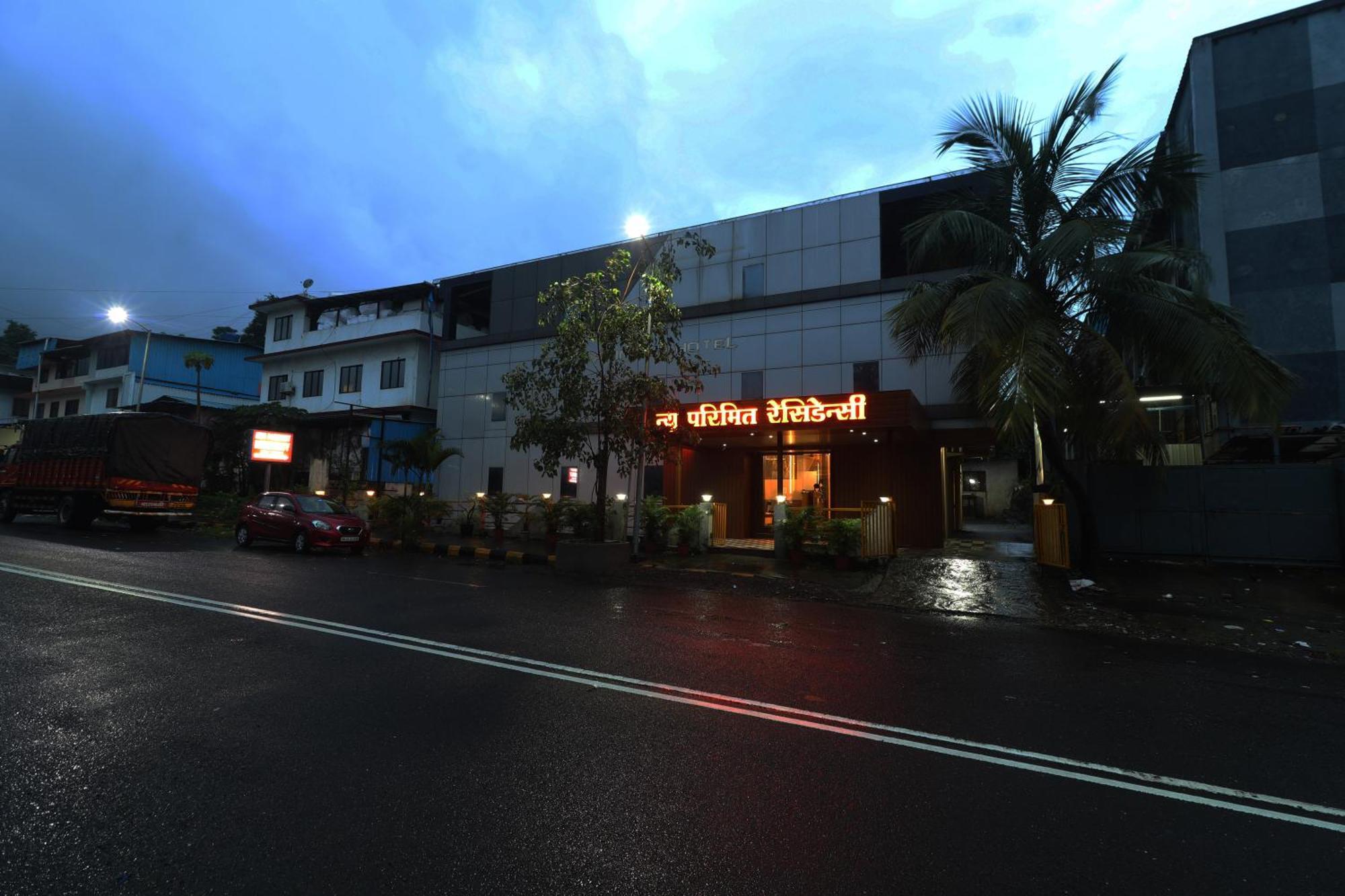 New Parimeet Residency Hotell Navi Mumbai Exteriör bild